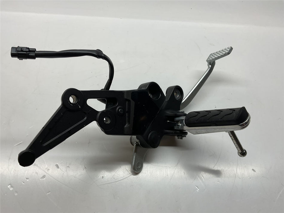 2025 Yamaha MT-07 Right Front Footrest & Hanger - 1WS274431000