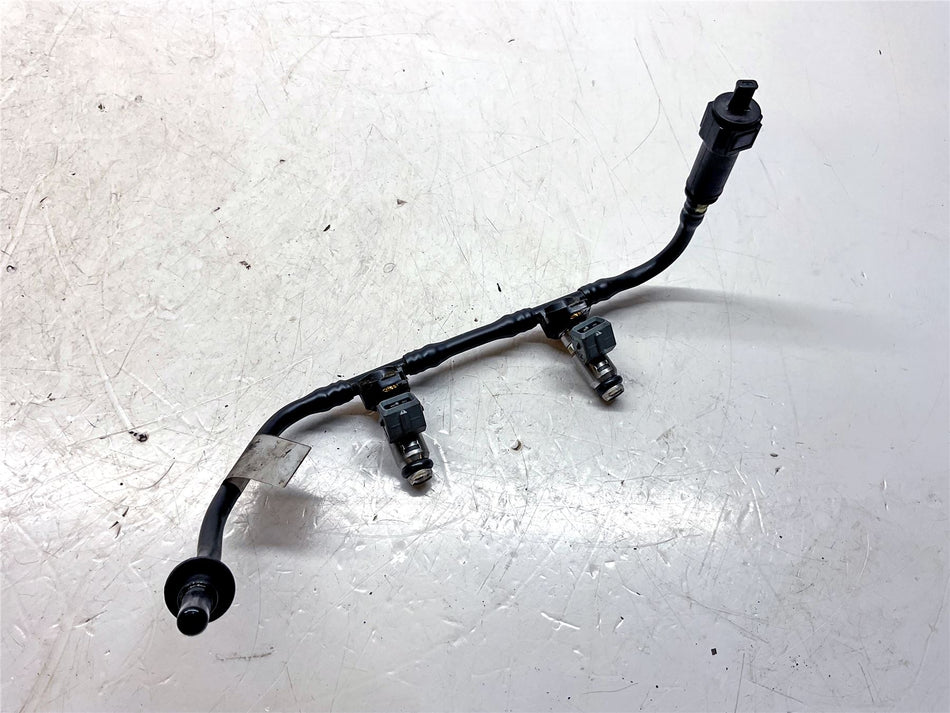 2016 Aprilia Tuono V4 1100 Factory ABS Front Throttle Body Fuel Pipe - 896565