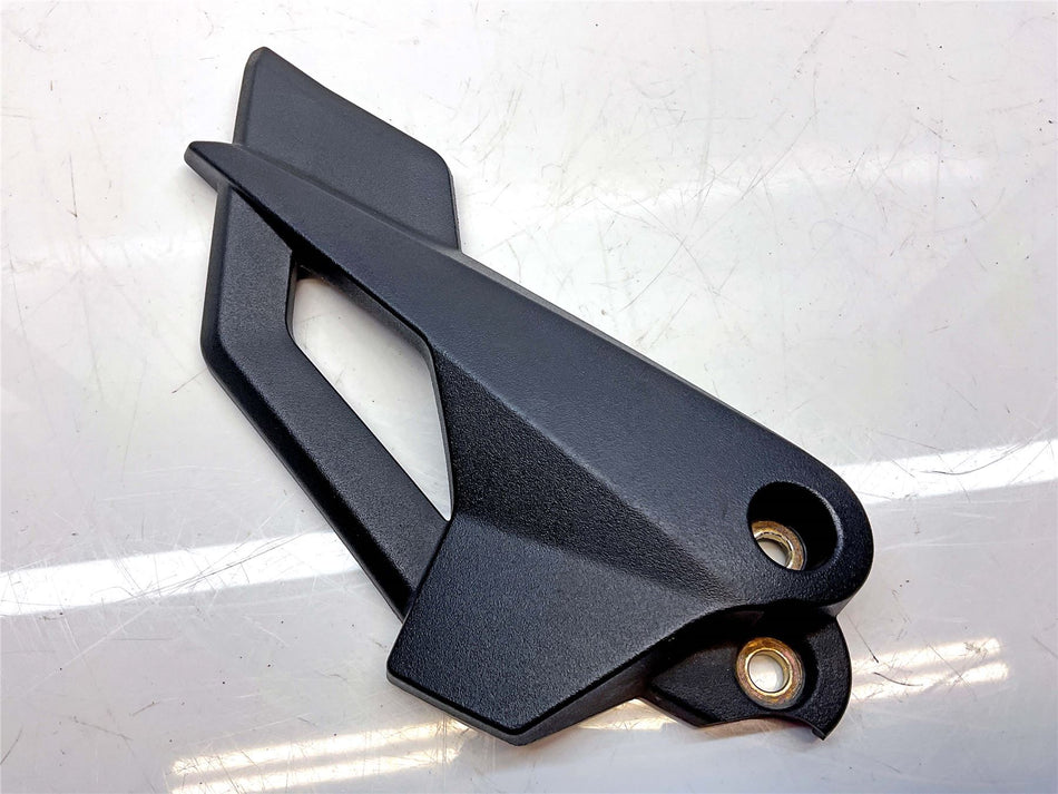 2015 Triumph Tiger 800 XRX Right Heelguard - T2085520