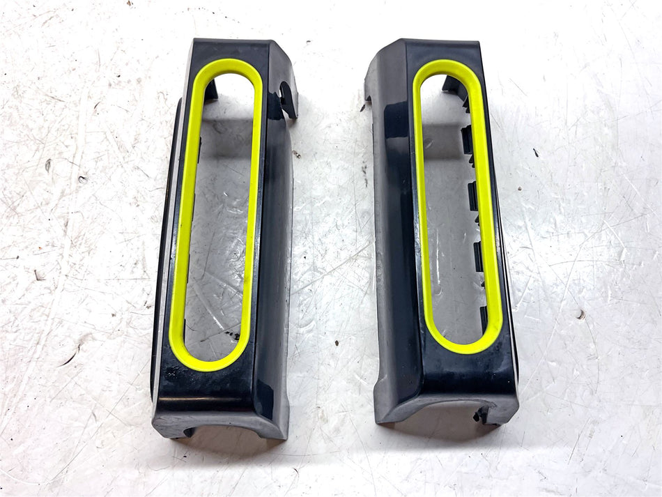 2018 Husqvarna VITPILEN 401 Radiator Cover Cowling Left & Right - 2853503100030A
