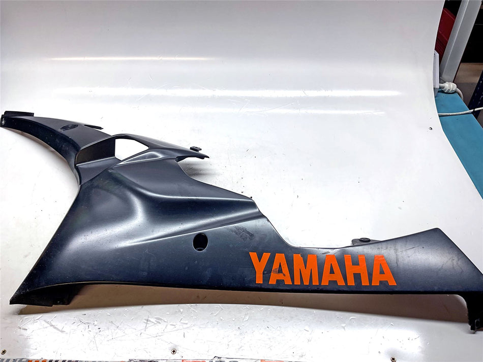 2006 Yamaha YZF R6 Left Lower Fairing - 2C0Y28080000