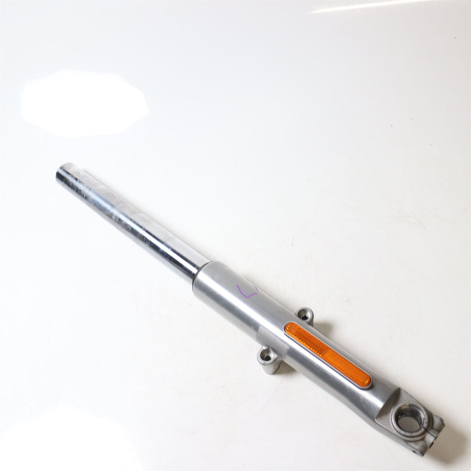 2018 Harley-Davidson Softail Deluxe FLDE 107 Left Fork Leg - 1002217157