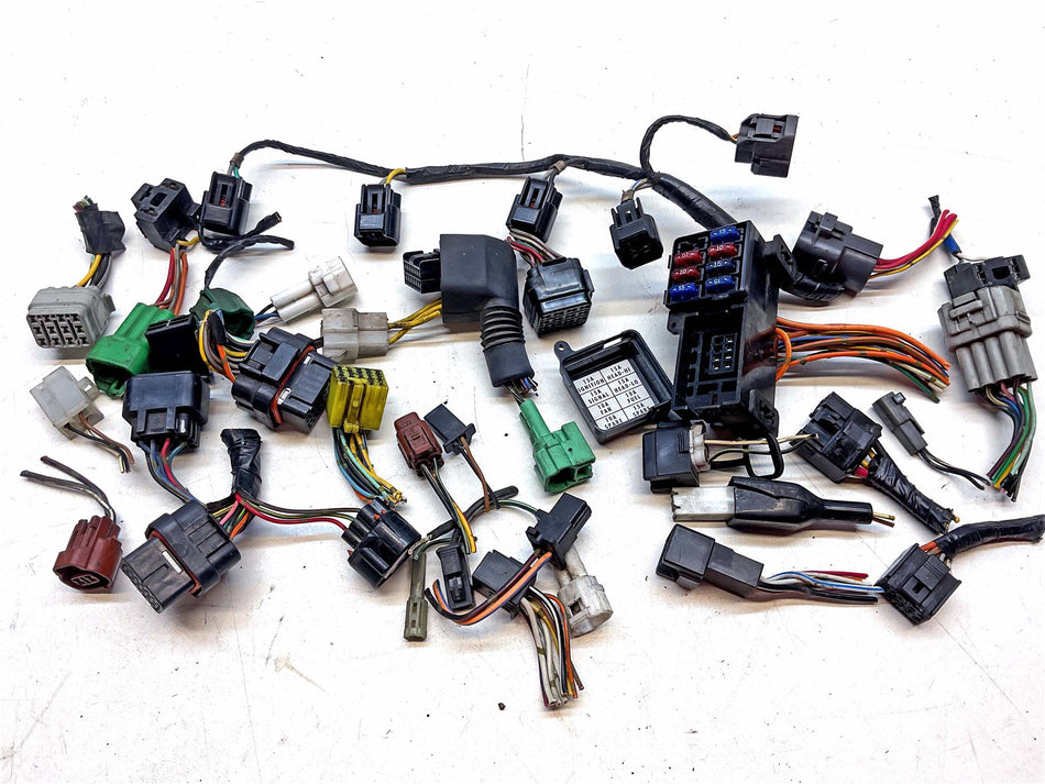 2003 Suzuki GSX-R600 Assorted Wiring Harness Connectors