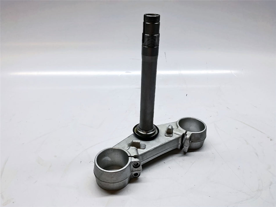 Triumph Tiger 800 XCX Lower Yoke - T2049787