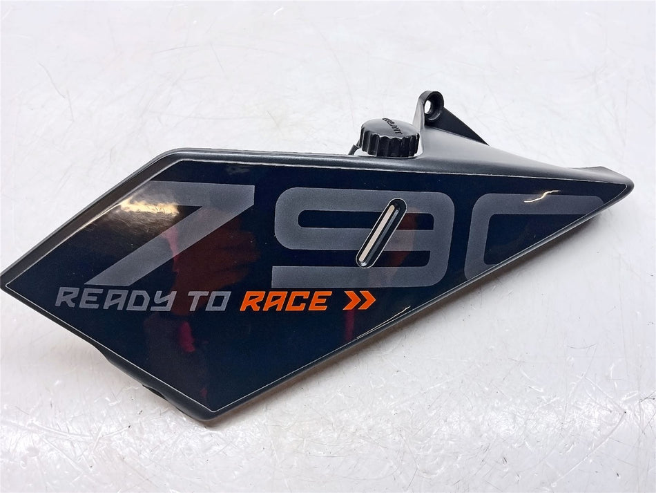 2020 KTM 790 Duke Right Radiator Fairing - 64108071044
