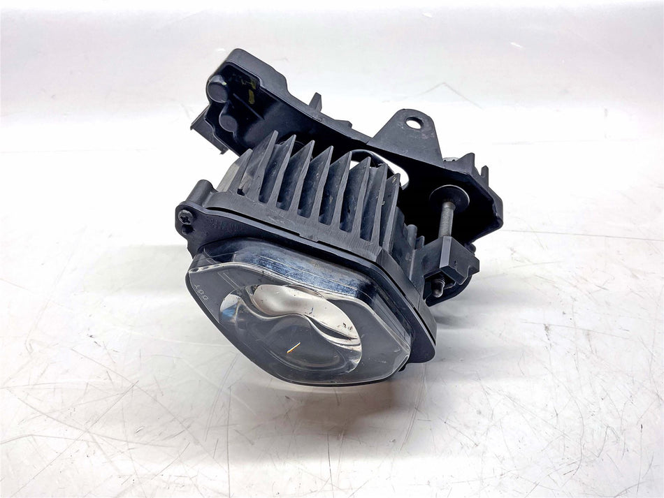 2016 Yamaha YZF R1M Right Headlight - 2CR843000000