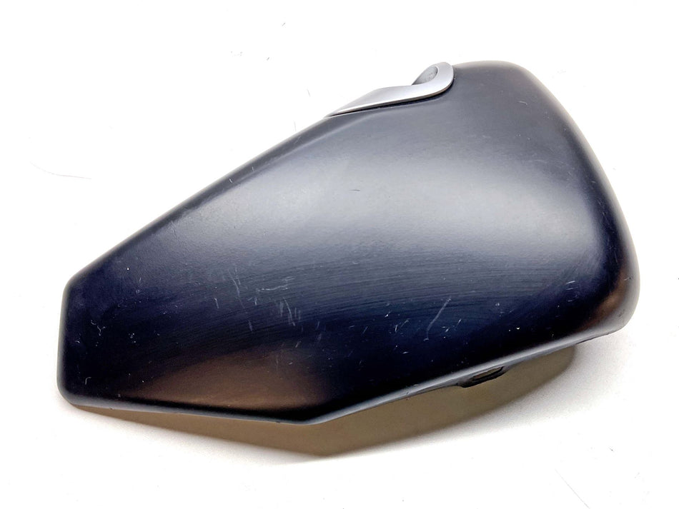 2014 Harley-Davidson Iron 883 Right Side Panel - 57200092BYM