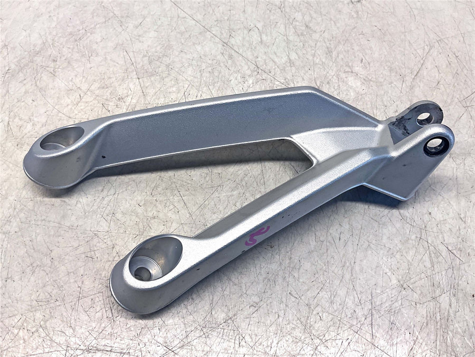 2024 Triumph Tiger 900 Rally Pro LHR Footrest Hanger  - T2082284