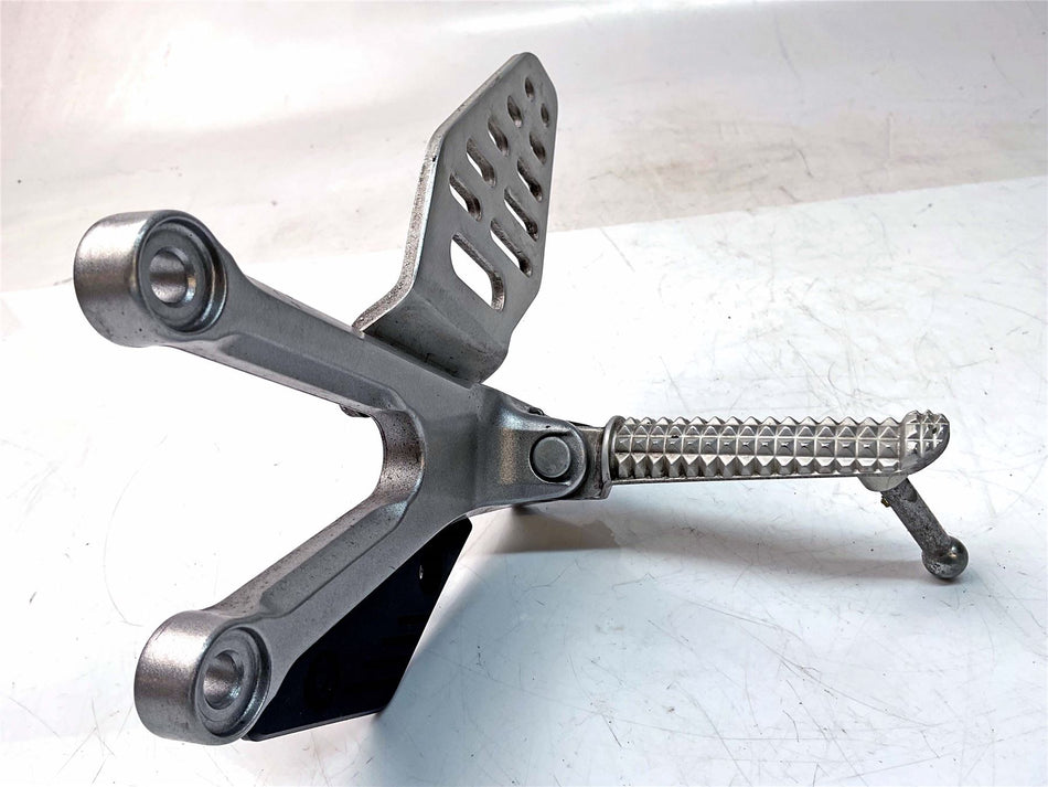2012 Yamaha YZF R6 Front Left Footrest & Hanger - 2C0274420000