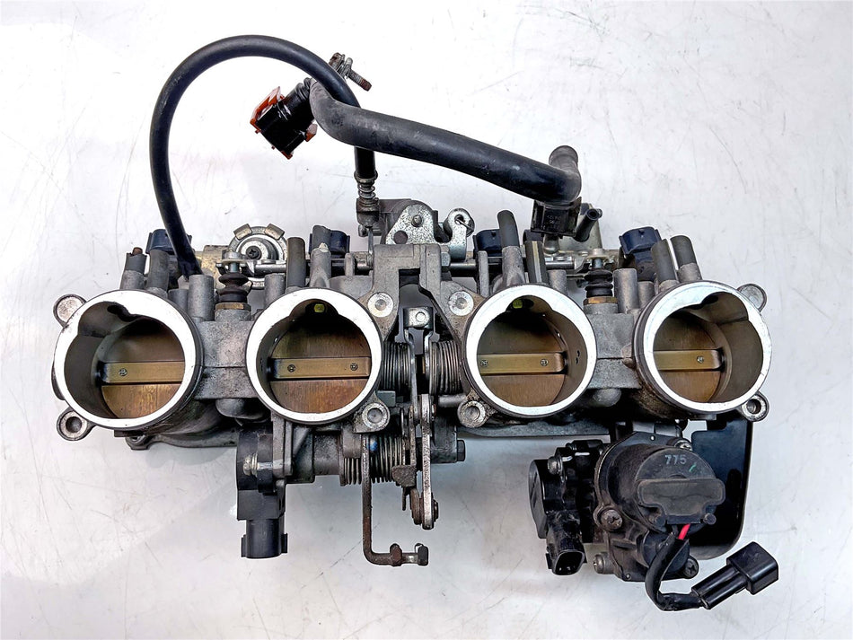 2009 Yamaha FZ1 Throttle Bodies - 34378 Miles - 2D1137502100