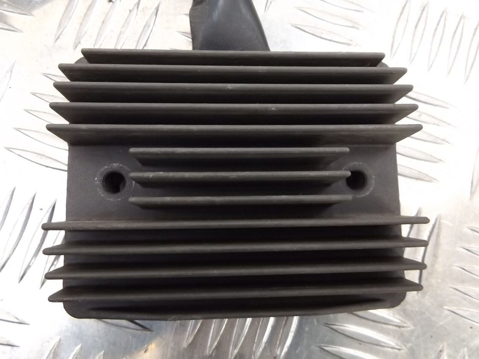 2002-2007 HONDA CB900F HORNET REGULATOR RECTIFIER