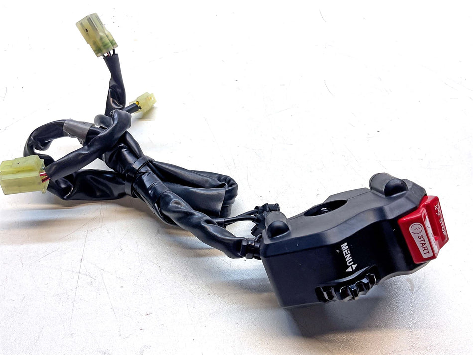 2024 Yamaha YZF-R 125 Switchgear Right - BNU839630200