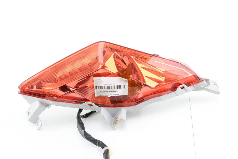 2017-ON YAMAHA YP 300 X-MAX Right Hand R/H Rear Tail Stop Brake Light - B74-H473