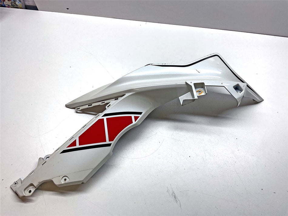 2022 Yamaha YZF R3 Right Mid Fairing - BS7-F835V-00-GE