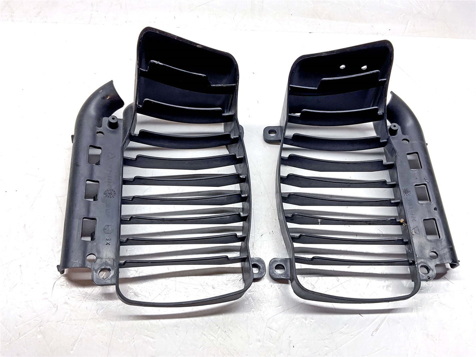 2024 Vespa GTS300 Super Sport Left & Right Radiator Grill - 577187
