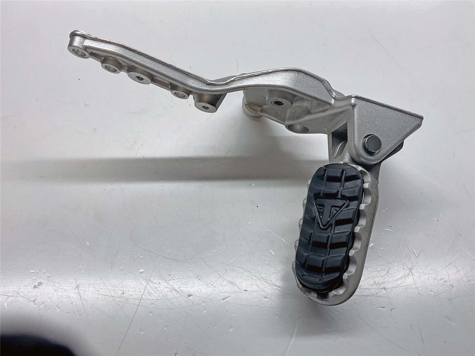 2024 Triumph Tiger 900 GT Right Front Footrest  - T2082358