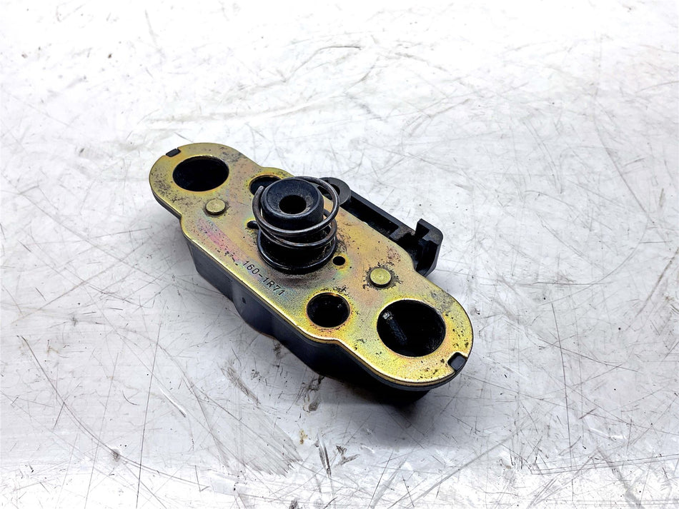 1997 Kawasaki ZR1100 Riders Seat Catch - 270161098