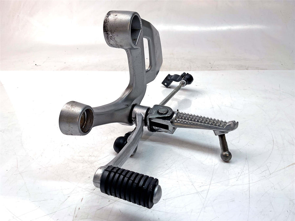 2018 Yamaha XSR900 Front Left Footrest & Hanger - 1RC274420000