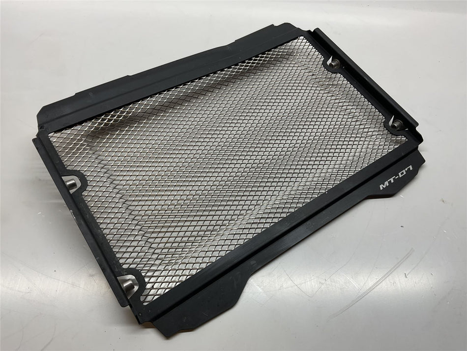 2025 Yamaha MT-07 Radiator Guard - 23140403