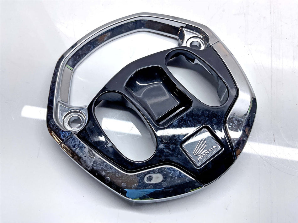 2023 Honda PCX125 top yoke trim