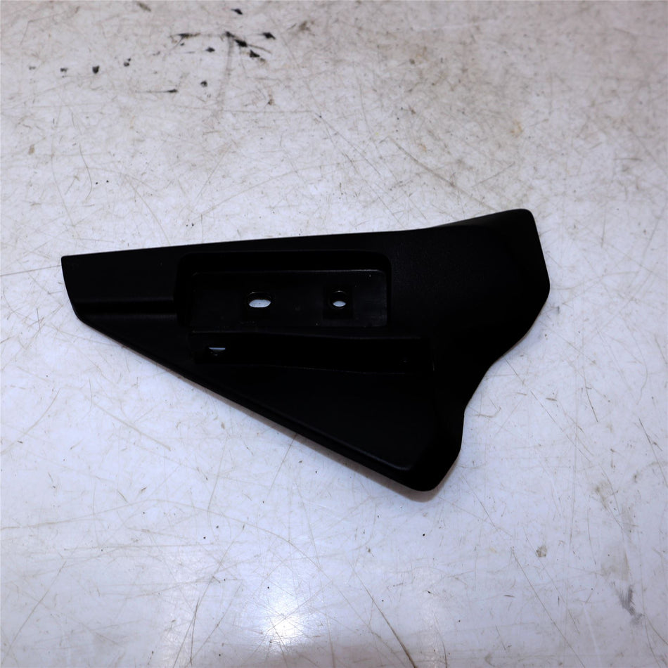 2024 TRIUMPH STREET TRIPLE 765 R Right Inner Radiator Cowl  - T2310966