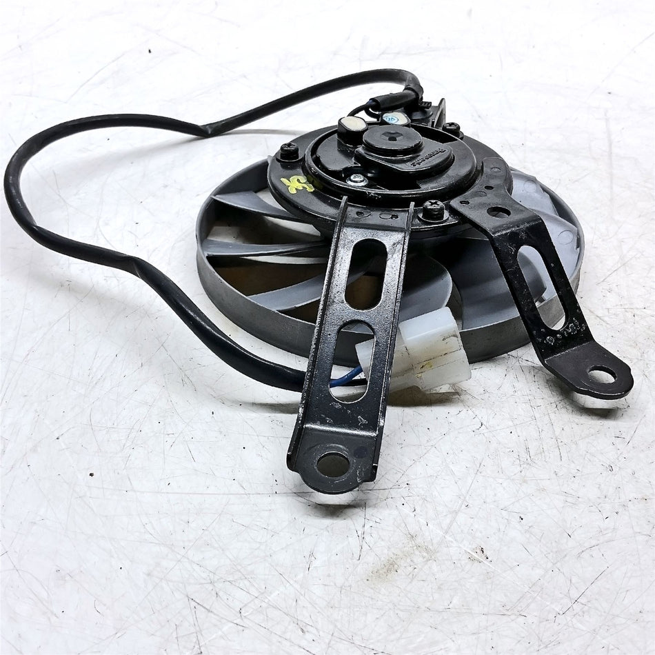 2024 Yamaha MT-10 Right Fan - B67124051000