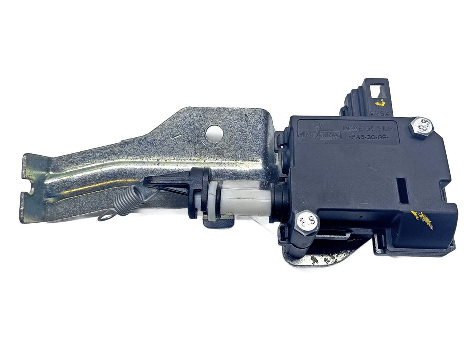2025 Vespa Primavera 125 Seat Latch / Lock Actuator Solenoid 1D002276R