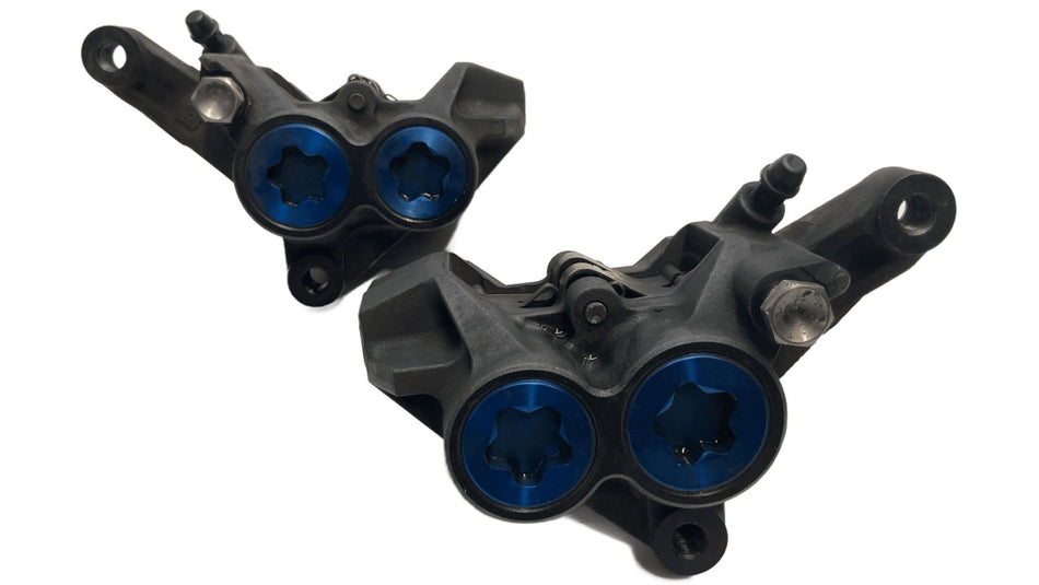 2005 Yamaha YZF R6 Front Brake Calipers Pair Blue Spot 5SL2580T00