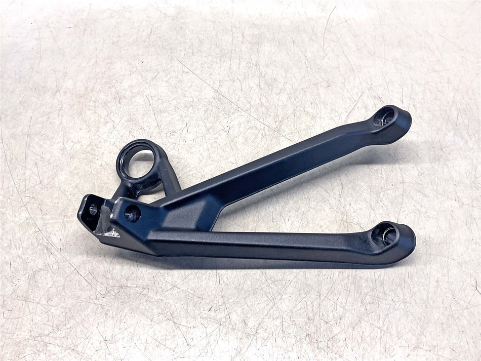 2019 BMW S1000XR SPORT Right Rear Footrest Hanger - 46718553846