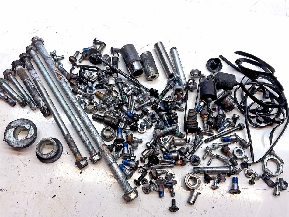 2021 Suzuki SV650A Assorted Nuts, Bolts & Fixings
