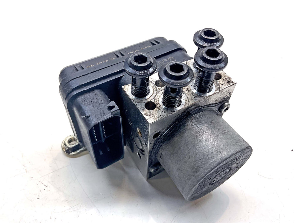 2014 Yamaha MT-09 ABS Pump - 2DR8593009