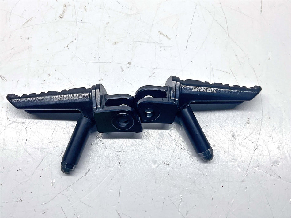 2025 Honda CB750 Front Footrests - 08R71MLBD00