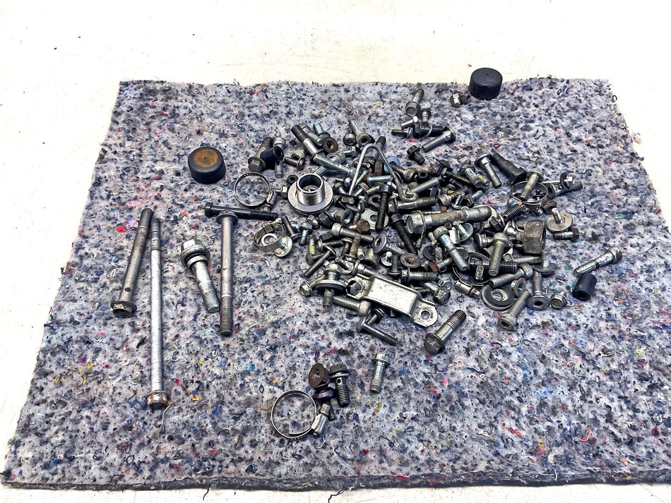 2010-2014 Kawasaki Kle 650 Versys Assorted Nuts & Bolts