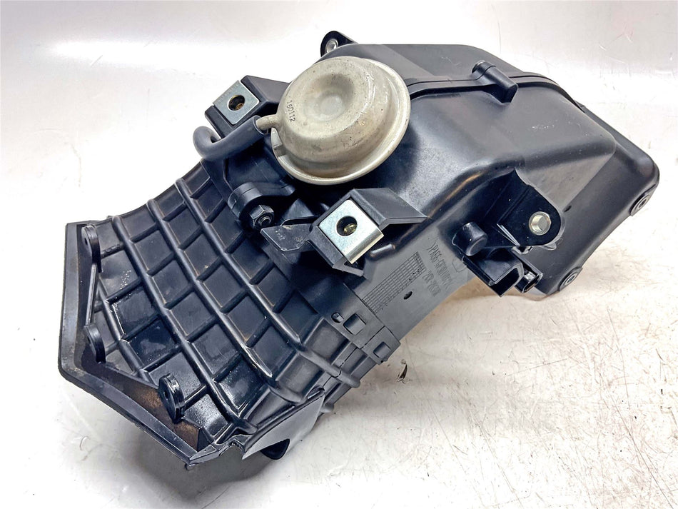 2016 Yamaha YZF R1 inner Fairing/Air Duct - 2CR2832E00