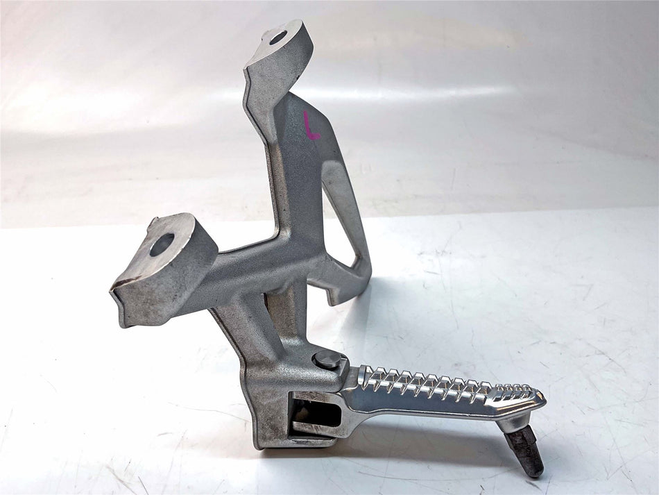 2023 BMW M1000R Front Left Footrest & Hanger - 46719467693