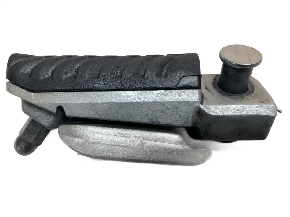 2025 Kawasaki Z900 Front Right Footrest / Peg 340280327