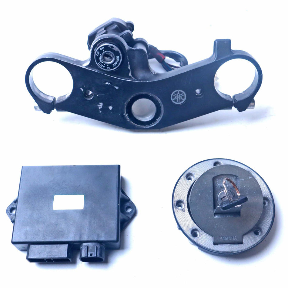 2000 Yamaha YZF R1 Lockset & ECU - 48113 Miles - 4XV8230500