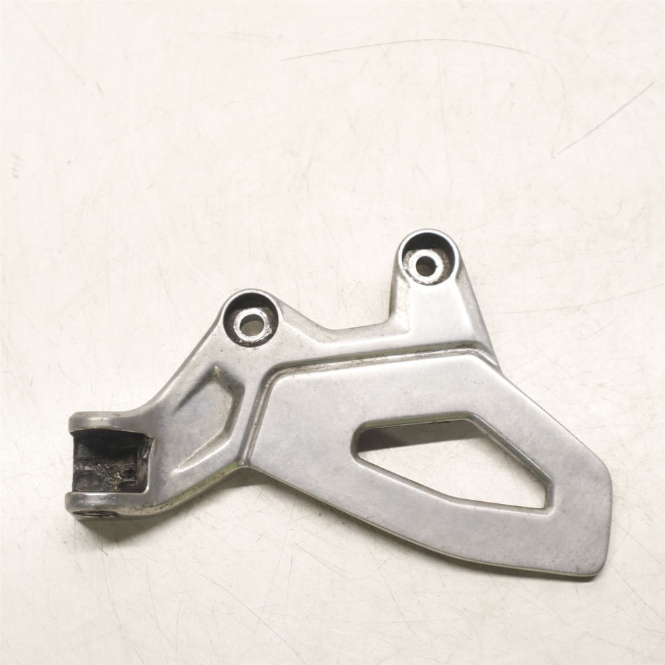 2022 TRIUMPH TIGER 660 SPORT Left Front Footrest Hanger - T2087521