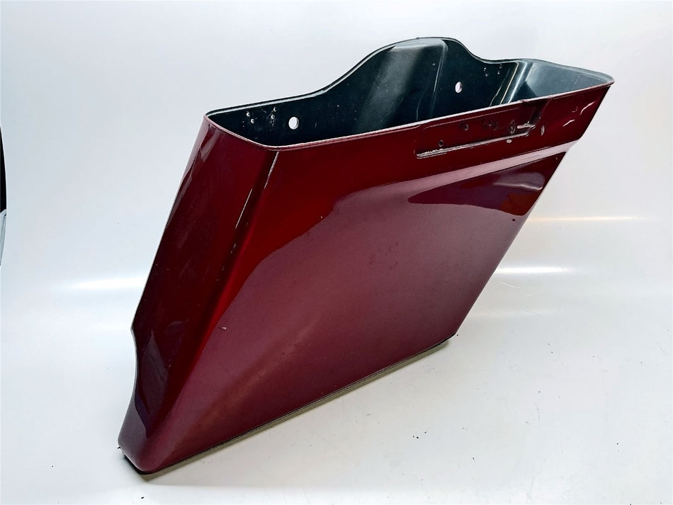 2018 Harley-Davidson FLHTK ULTRA LIMITED 1745 Right Pannier Bottom