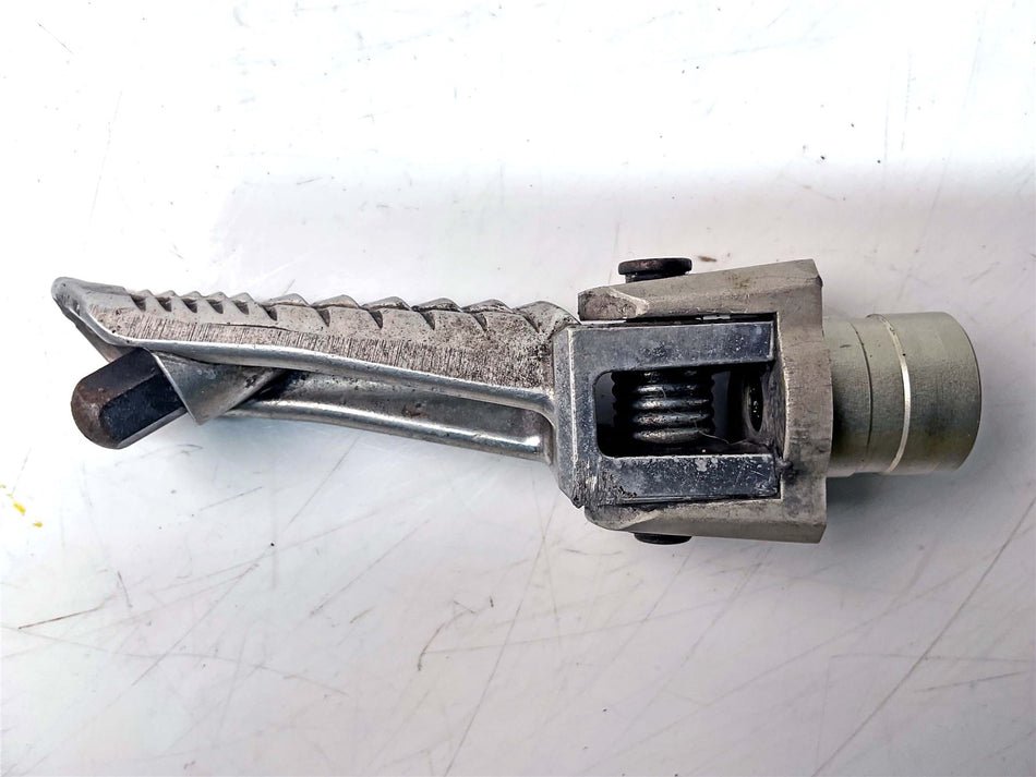 2011 Suzuki GSX-R750 Front Right Foot Peg - 4351637H00000