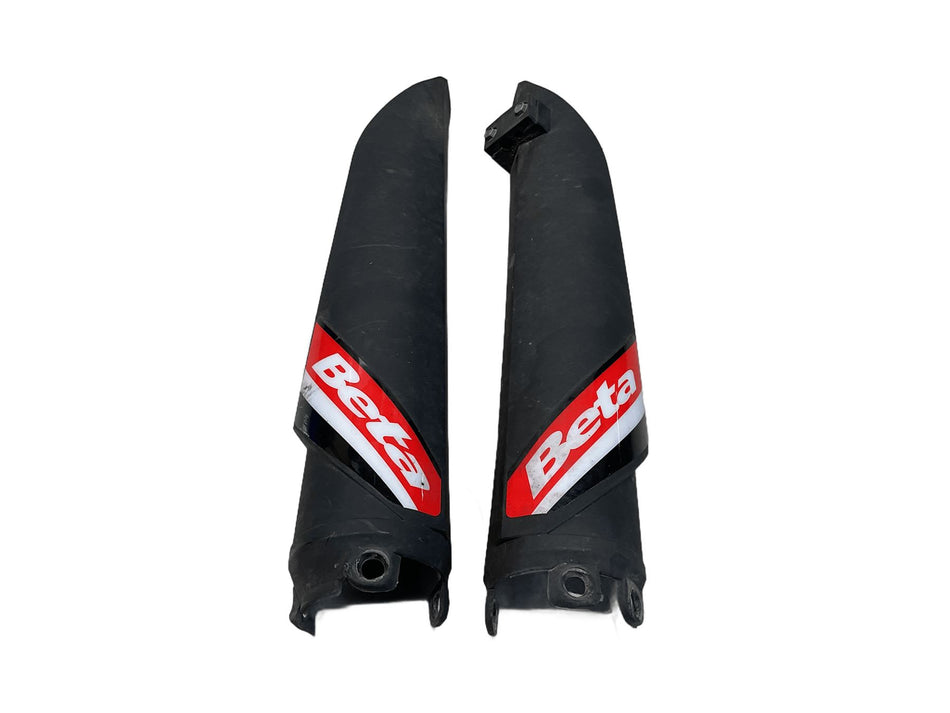 2025 Beta RR Fork Protectors Lower Guards Pair Black Red Beta Graphics