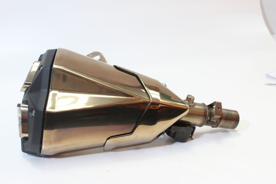 2010 KAWASAKI Z 1000 GENUINE R/H RIGHT EXHAUST SILENCER ( NEW ) 18091-0626