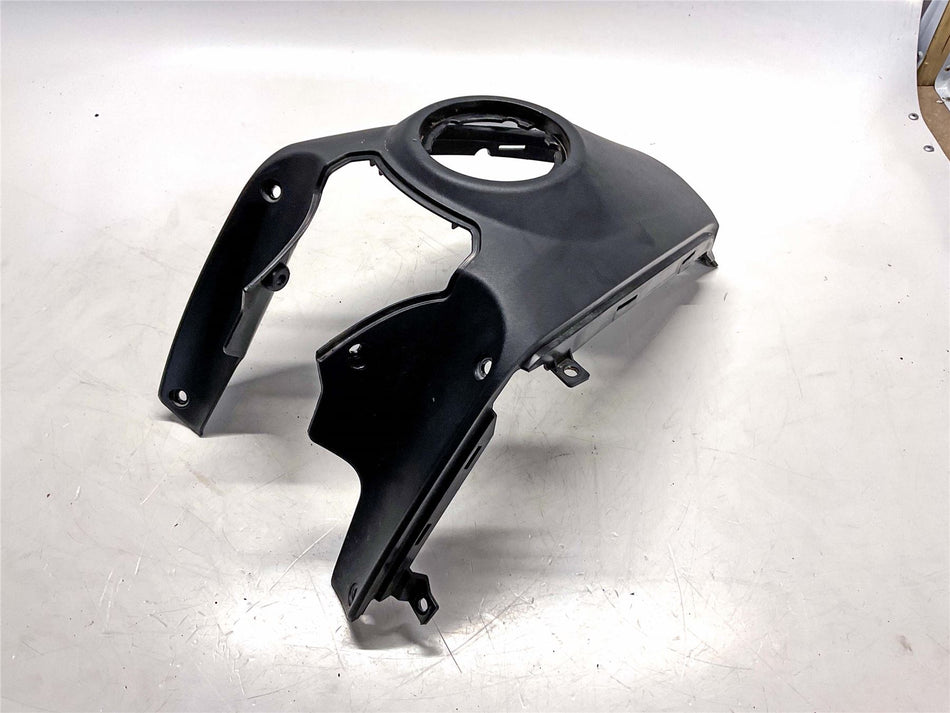 2021 Moto Guzzi V85 TT Travel E4 Tank cover top - 2B005462
