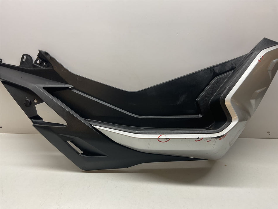 2023 Aprilia SR125 Right Floorboard Assembly - 1B008115
