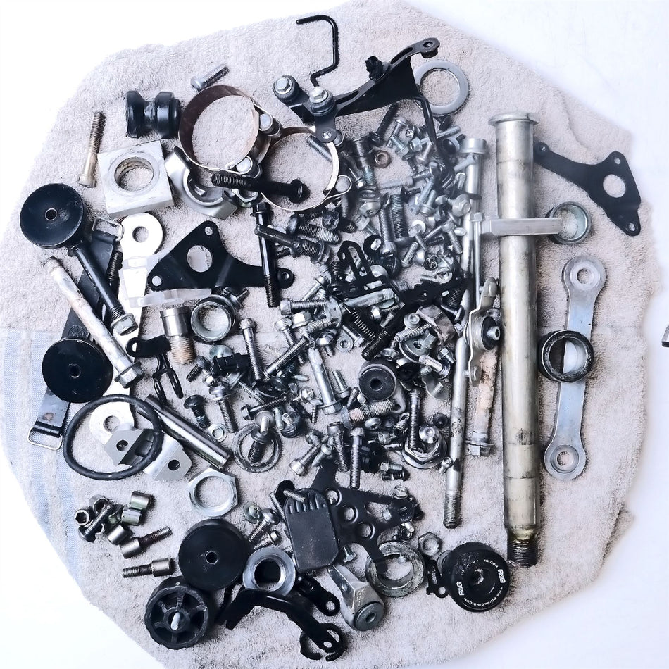 2017 Yamaha MT-10 SP Assorted Nuts, Bolts & Fixings