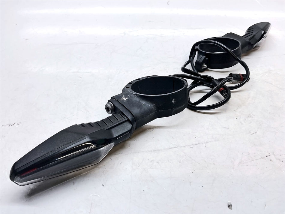 2023 BMW M1000R Left & Right front Indicators - 63131539688