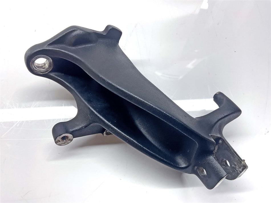2020 Indian Scout Bobber Sixty Right Front Footrest Hanger - 5141917-626