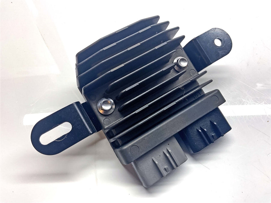 2025 Triumph Speed Twin 900 Regulator Rectifier - T1300679
