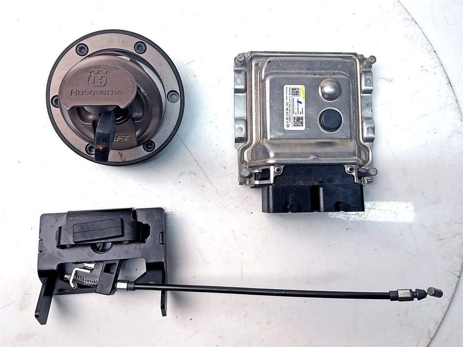 2024 Husqvarna SVARTPILEN 801 Lock Set & ECU - 8730 Miles - A60741031000