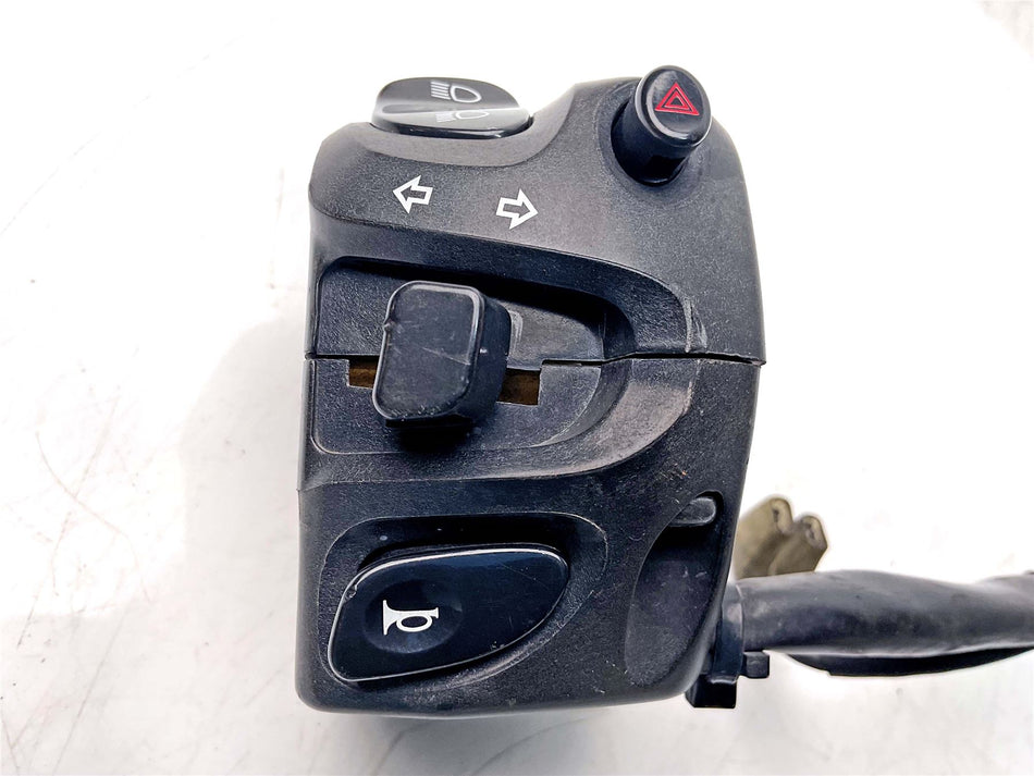 2009 Yamaha FZ1 Switchgear Left - 3C3839690100